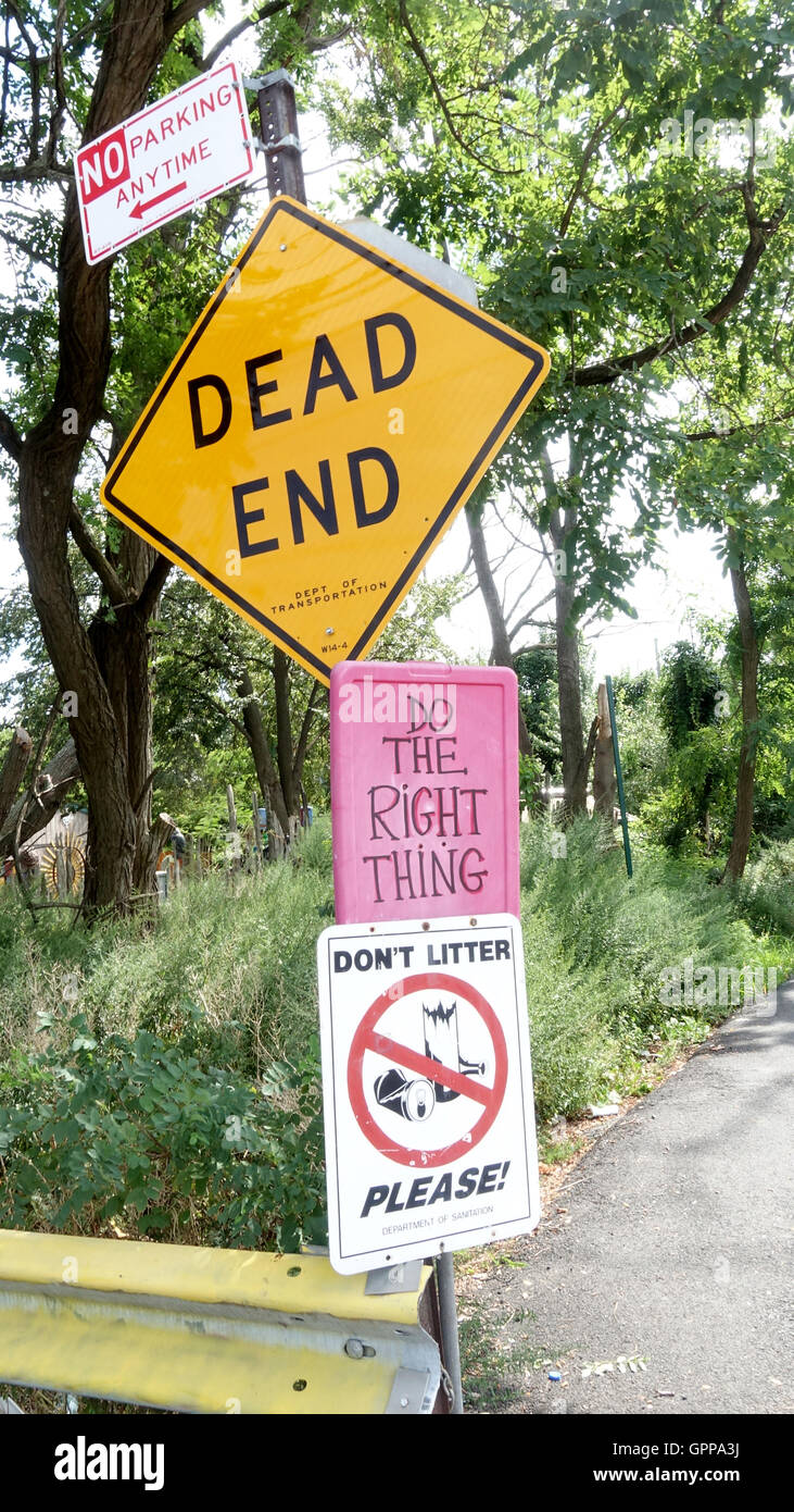 Non è segno di lettiera su un dead end street a Staten Island, New York. Foto Stock