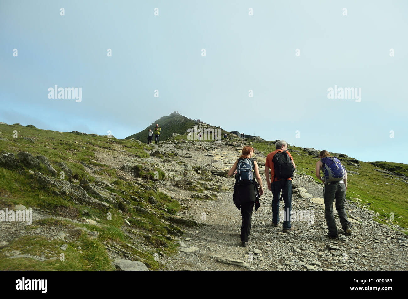 Hill Walkers sul Mount Snowdon Foto Stock
