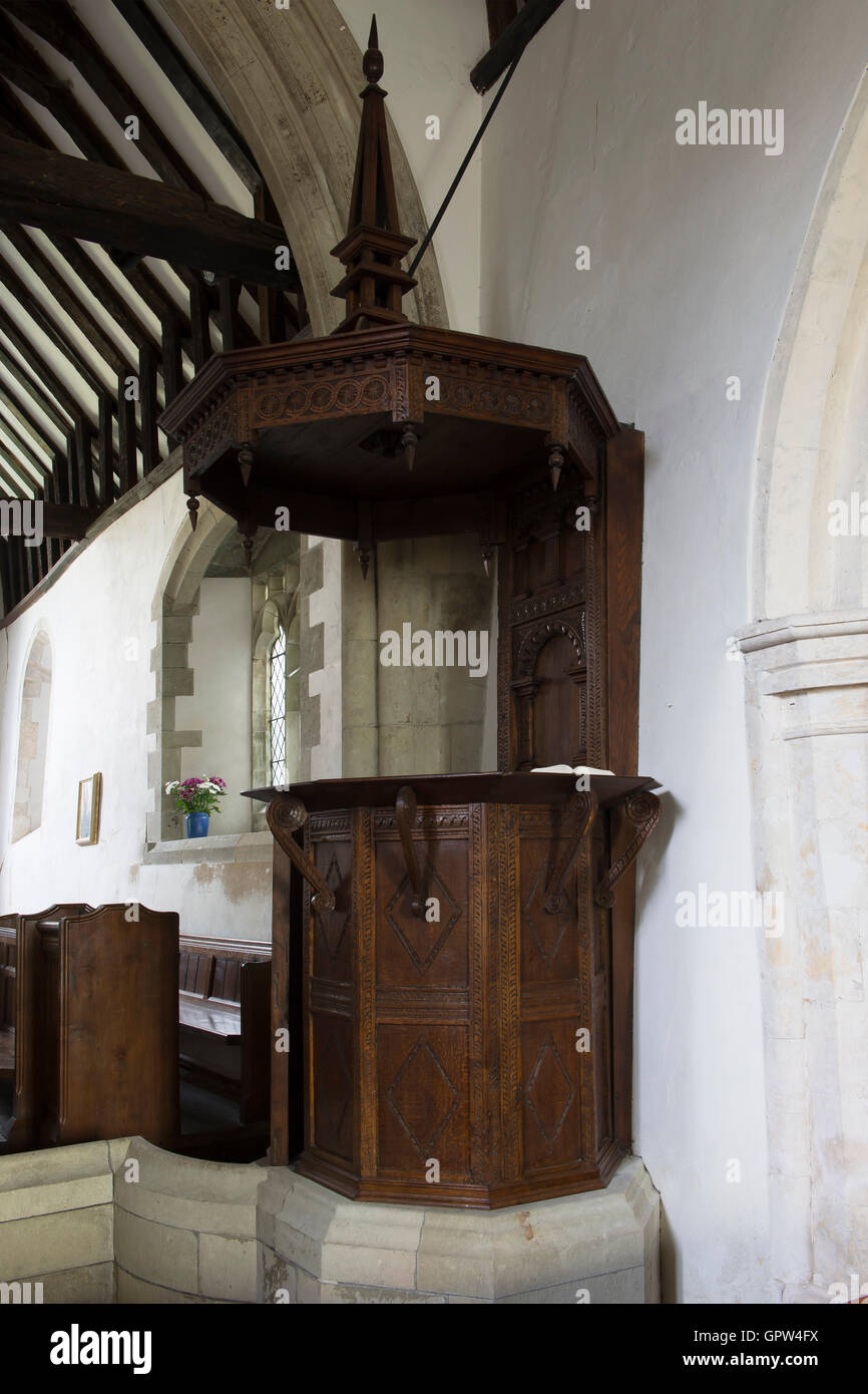 La Jacobiana pulpito della chiesa di Santa Maria e San Pietro nel villaggio di Wilmington, East Sussex Foto Stock