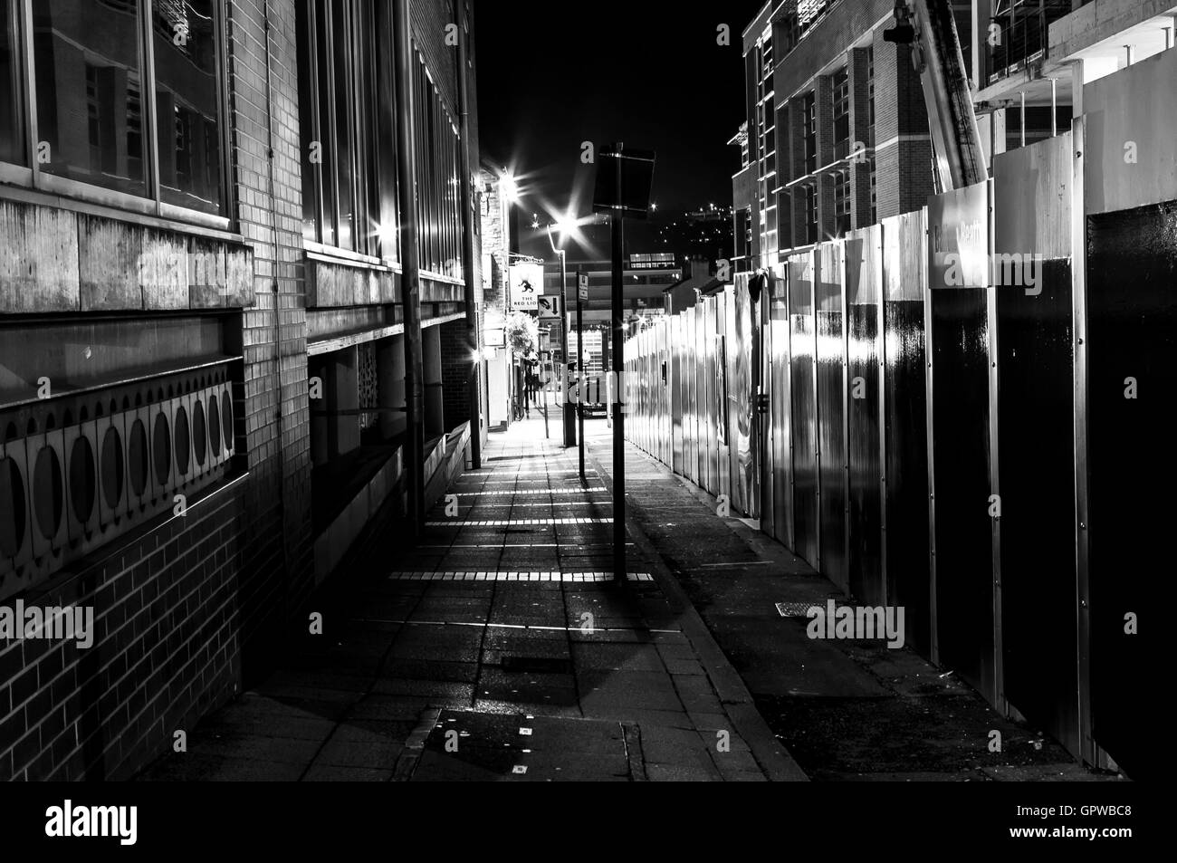 Sheffield street nella notte Foto Stock
