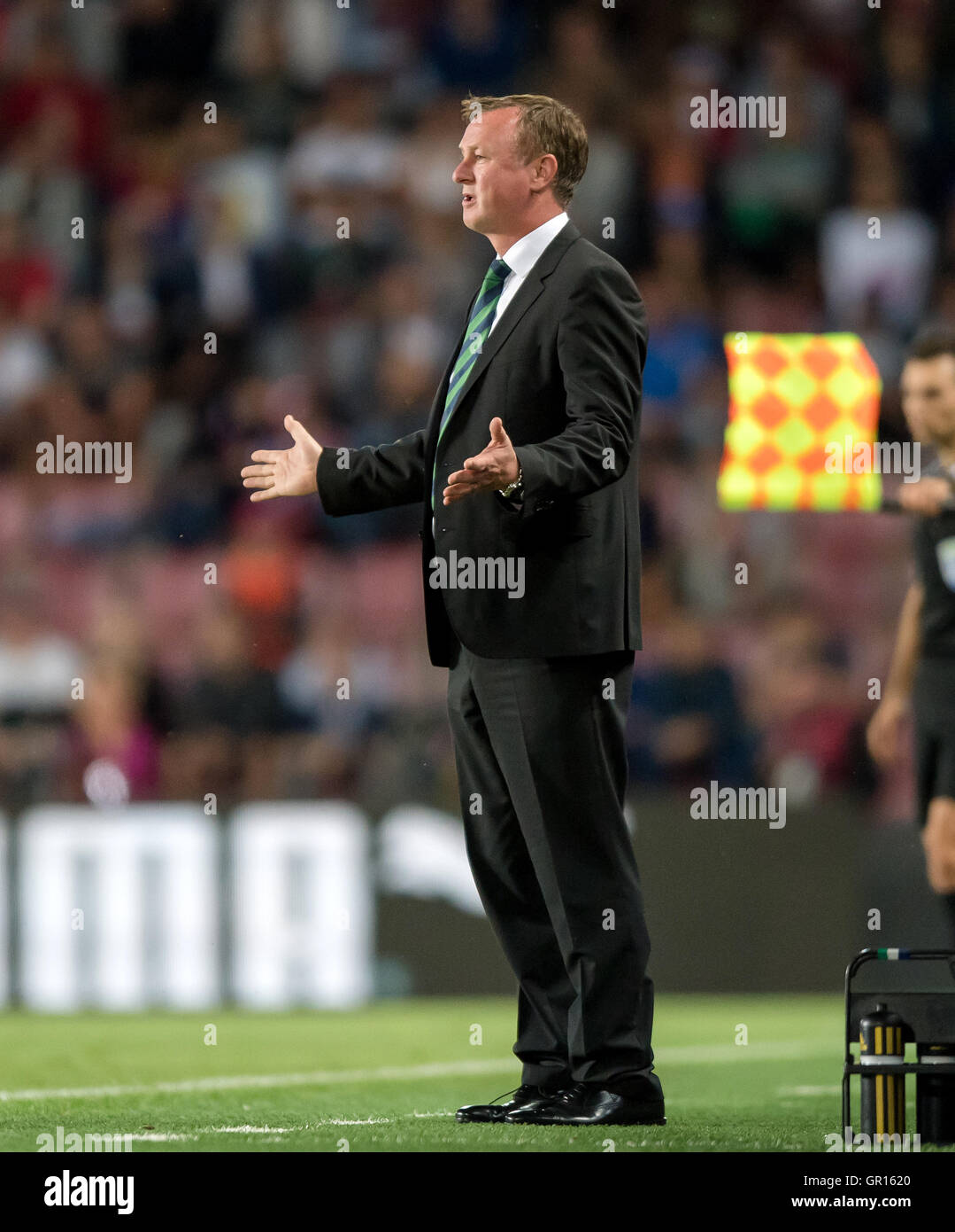 Praga, Repubblica Ceca. 04 Sep, 2016. Coach Michael O'Neill (Irlanda del Nord) durante la Coppa del Mondo di calcio associati alla promozione europea partita di calcio tra la Repubblica ceca e Irlanda del Nord a Praga Repubblica Ceca, 04 settembre 2016. Foto: Thomas Eisenhuth/dpa - nessun filo SERVICE -/dpa/Alamy Live News Foto Stock