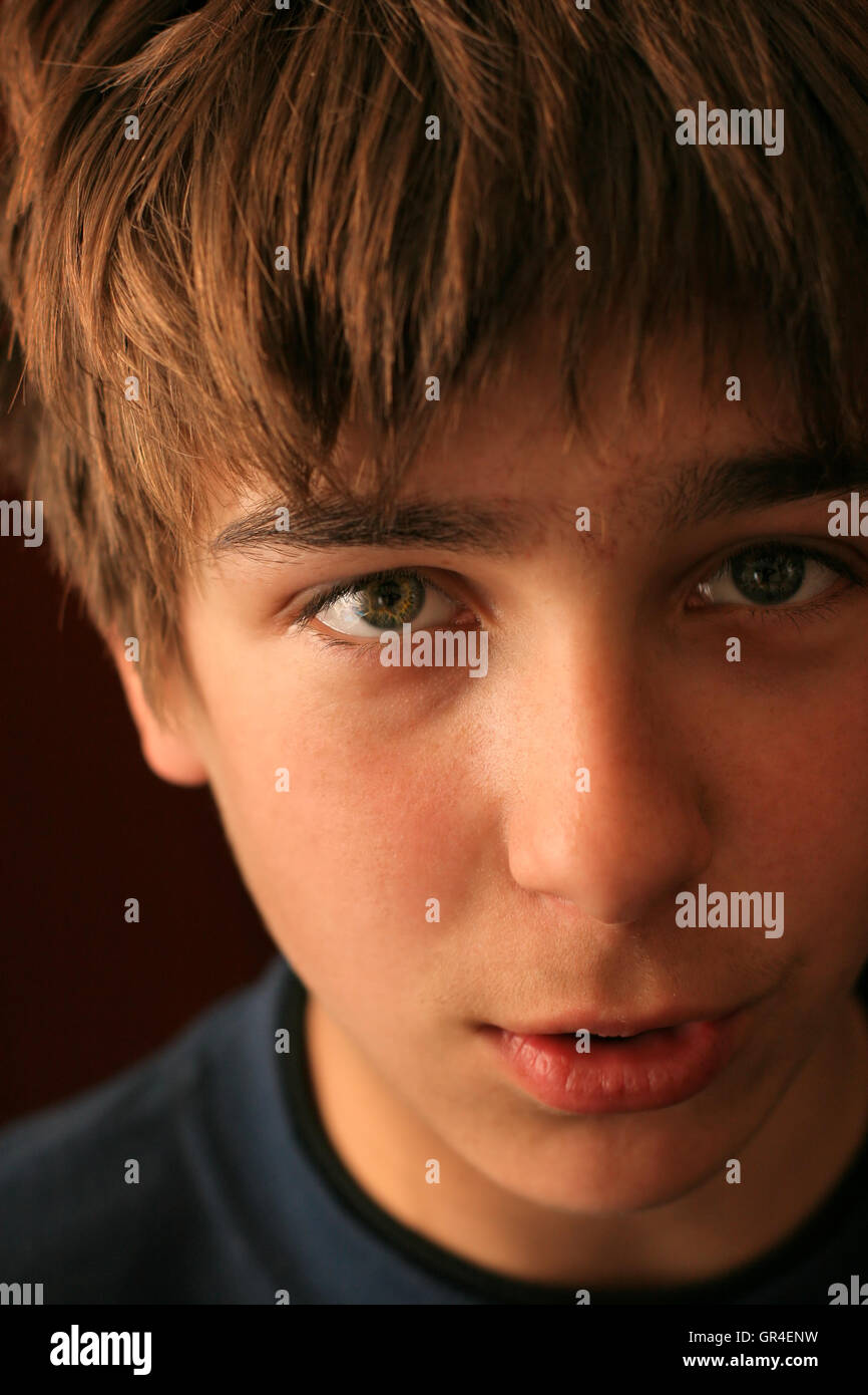 Ragazzo faccia closeup Foto Stock