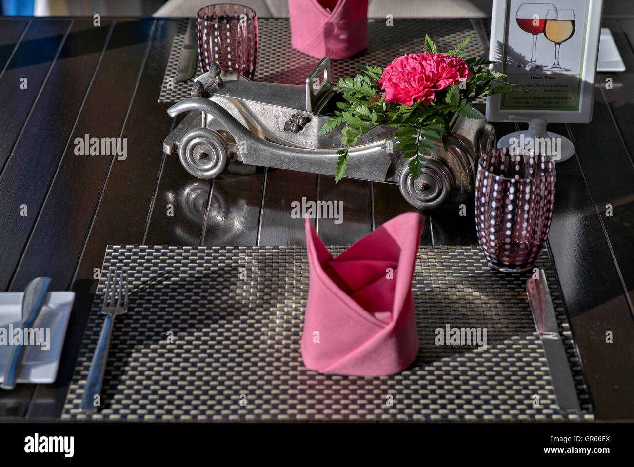 Ristorante layout tabella. Cadillac Bar, Pattaya, Thailandia, Sudest asiatico Foto Stock