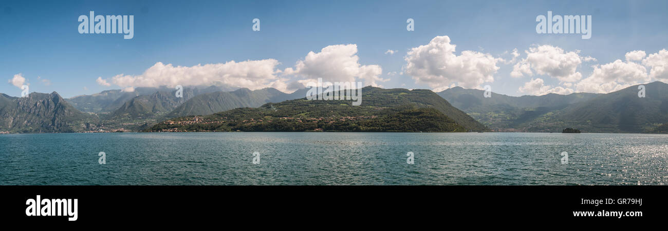 Monte Isola nel lago d'Iseo in Italia Foto Stock