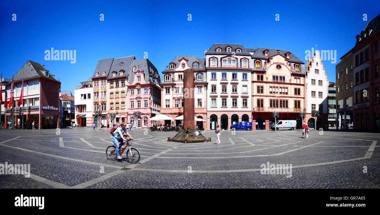 Marktplatz Piazza del Mercato Mainz RHEINLAND-PFALZ Renania Palatinato Germania Europa Foto Stock