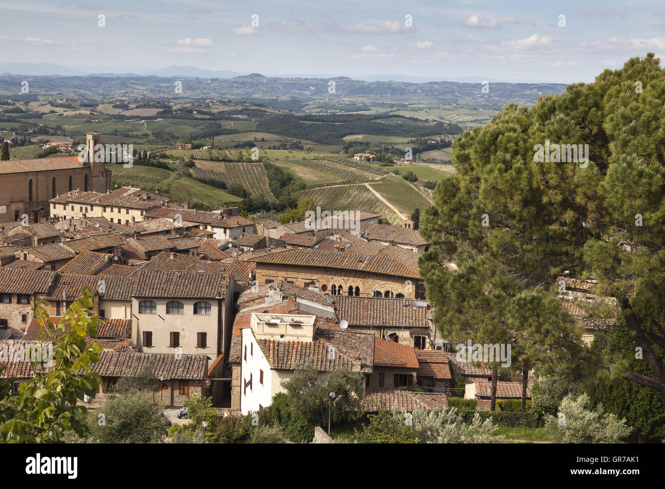 San Gimignano, vista sulla zona circostante, Toscana, Italia Foto Stock