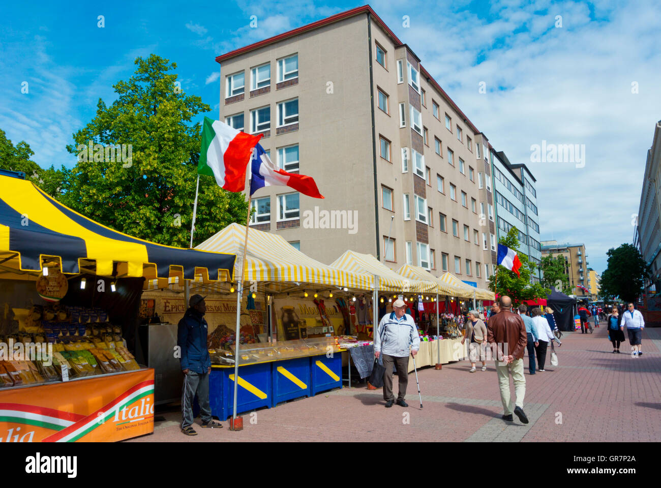 Mercato internazionale, la principale strada pedonale, Pori, Finlandia occidentale Foto Stock