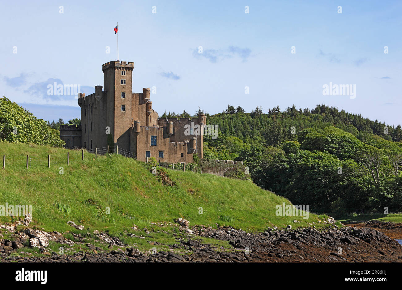 Mappa Delle Ebridi Interne Con Illustrazione Della Bandiera Nazionale Scozzese - Immagini - Foto 13