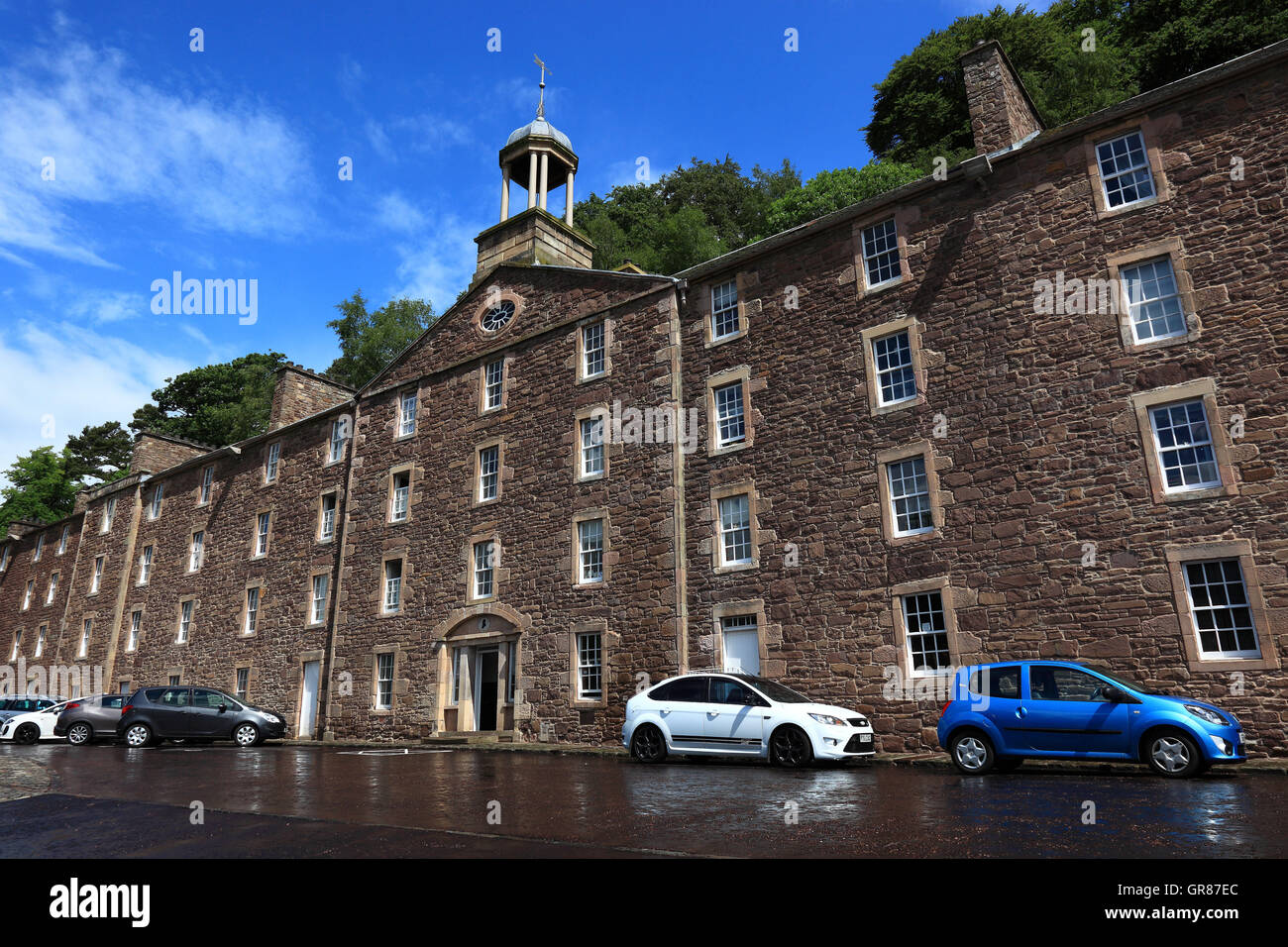 La Scozia, New Lanark in Scozia, con Lanark nella contea South Lanarkshire, ex cotone centro di fabbricazione dal fiume Cly Foto Stock