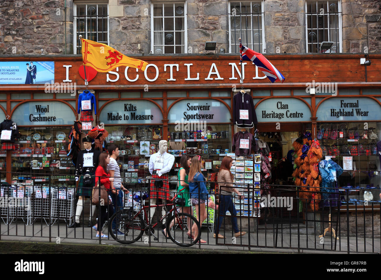 La Scozia, Edimburgo, io amo la Scozia il negozio nella Bankstreet, negozio di souvenir Foto Stock