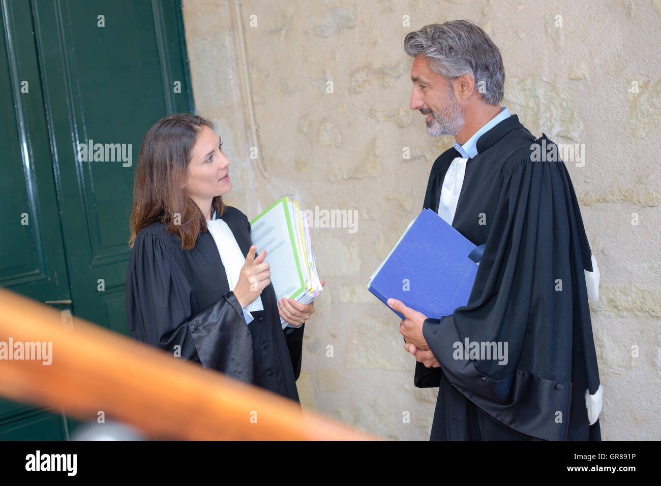 Due giudici riuniti Foto Stock