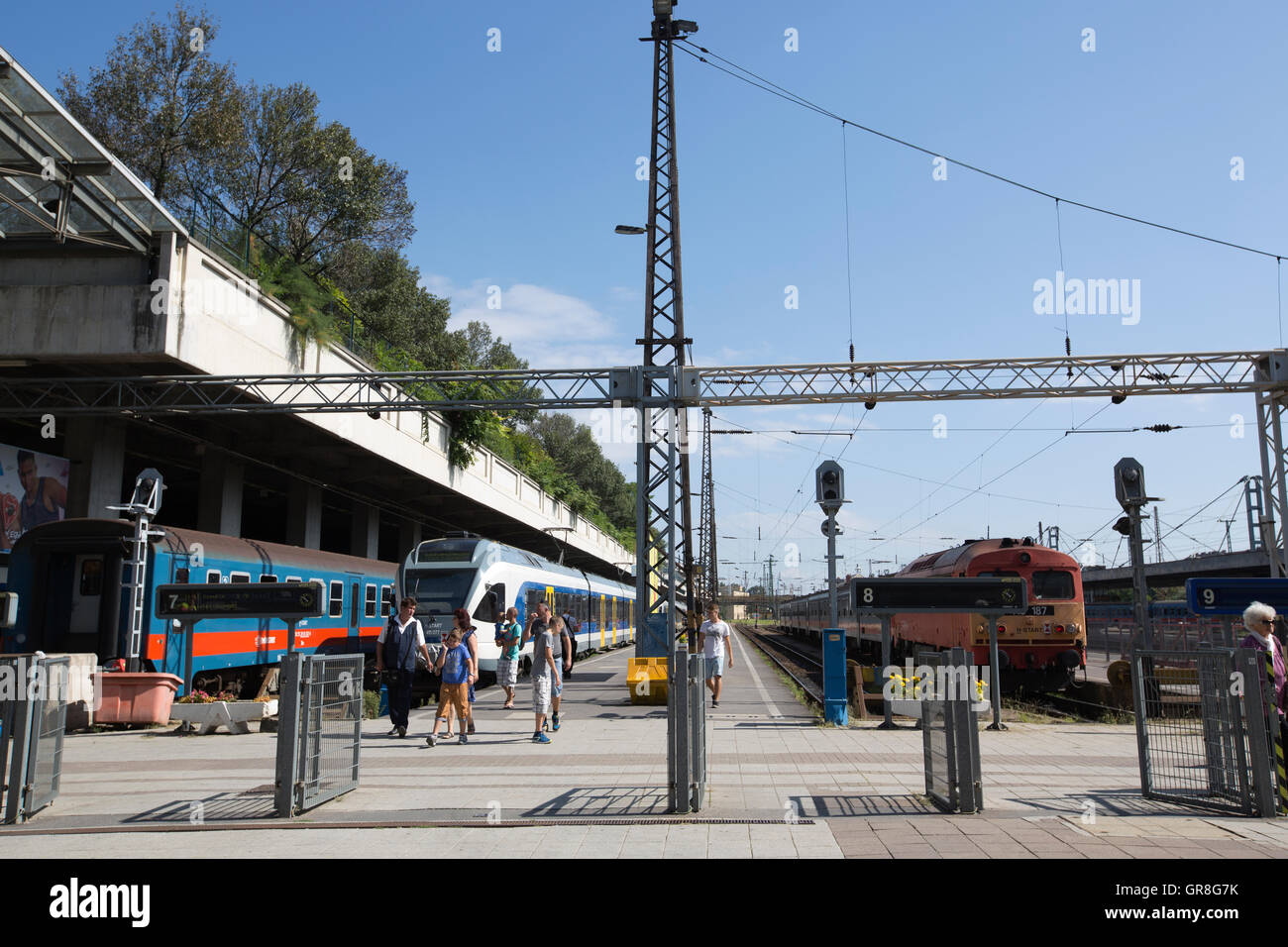 Budapest-Nyugati stazione ferroviaria, che sorge accanto al Grand Boulevard, Budapest, Ungheria Foto Stock