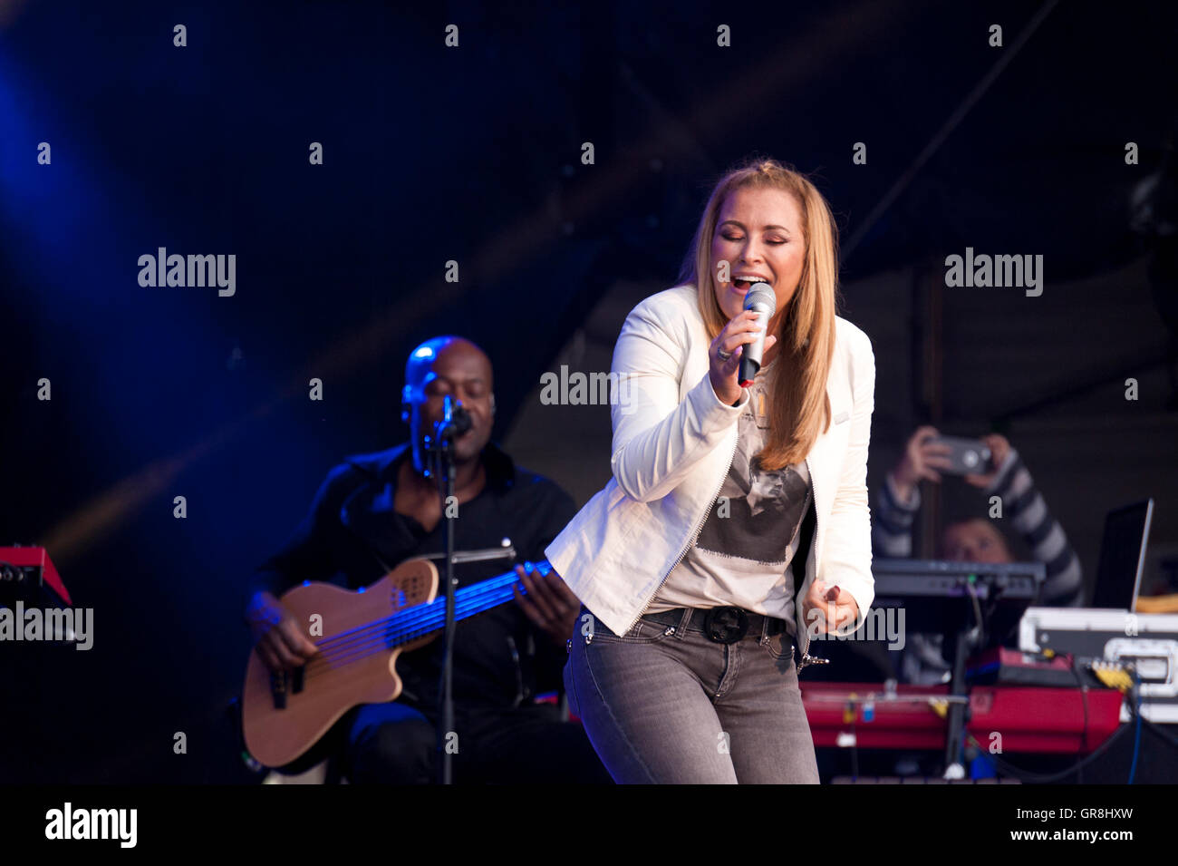 Kiel, Germania, 24 giugno 2015 Anastacia Live sulla settimana di Kiel 2015 Foto Stock