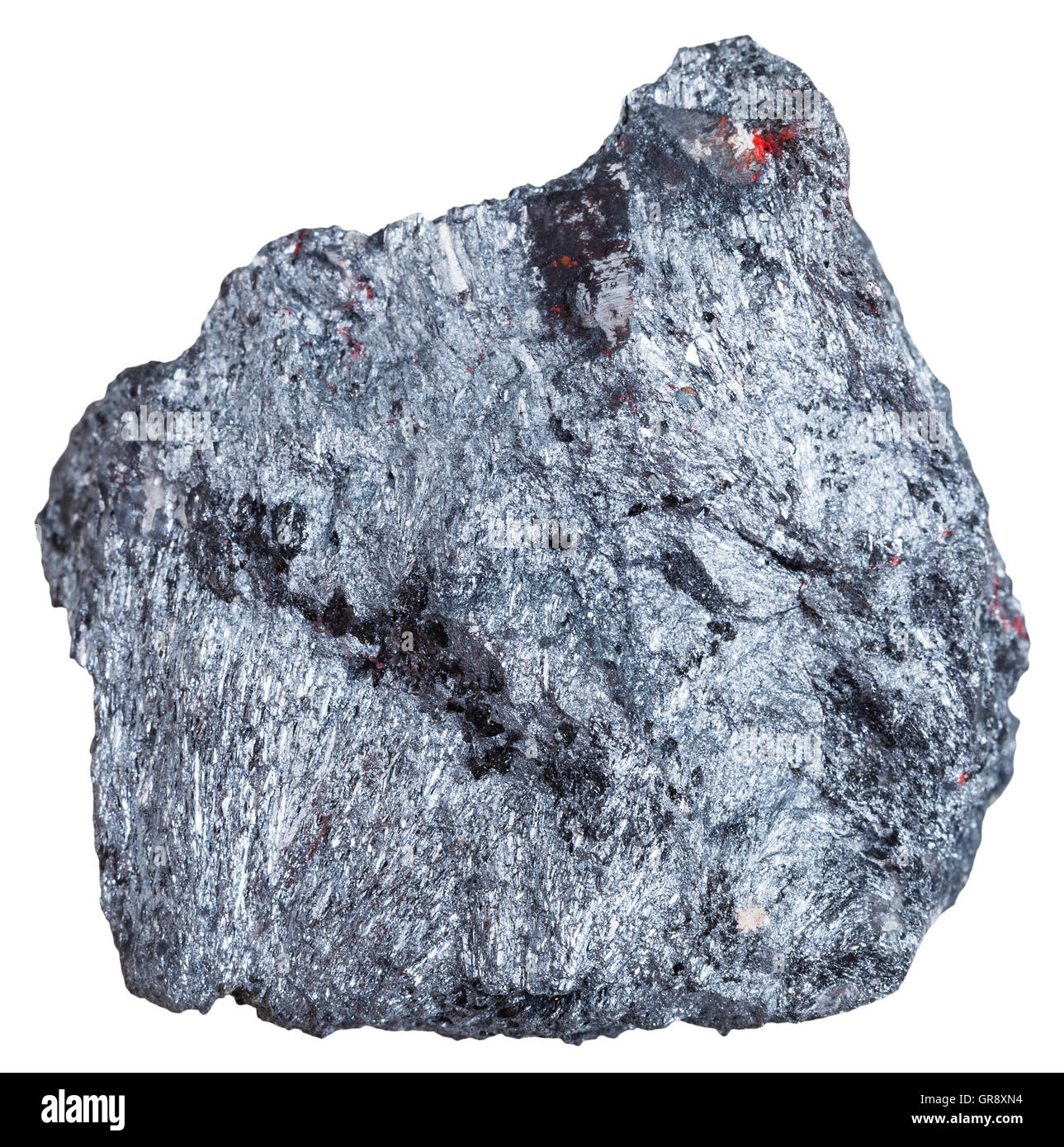 Le riprese in modalità macro di risorse minerarie - il minerale di antimonio campione (Stibnite, antimonite) isolato su sfondo bianco Foto Stock