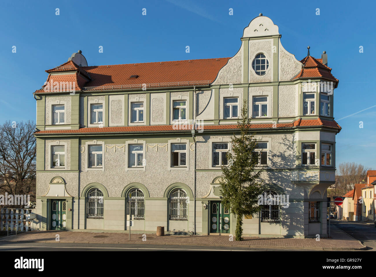 Ufficio Comunale e ex post in Krölpa, Saale Orla Kreis, Turingia, Germania Foto Stock