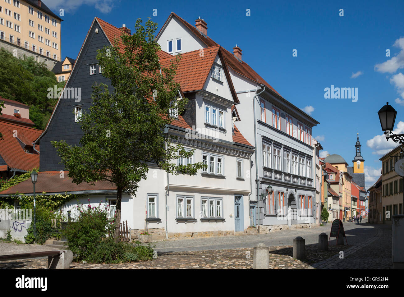 Modernizzato in edifici di appartamenti nella città vecchia di Rudolstadt, Turingia, Germania Foto Stock
