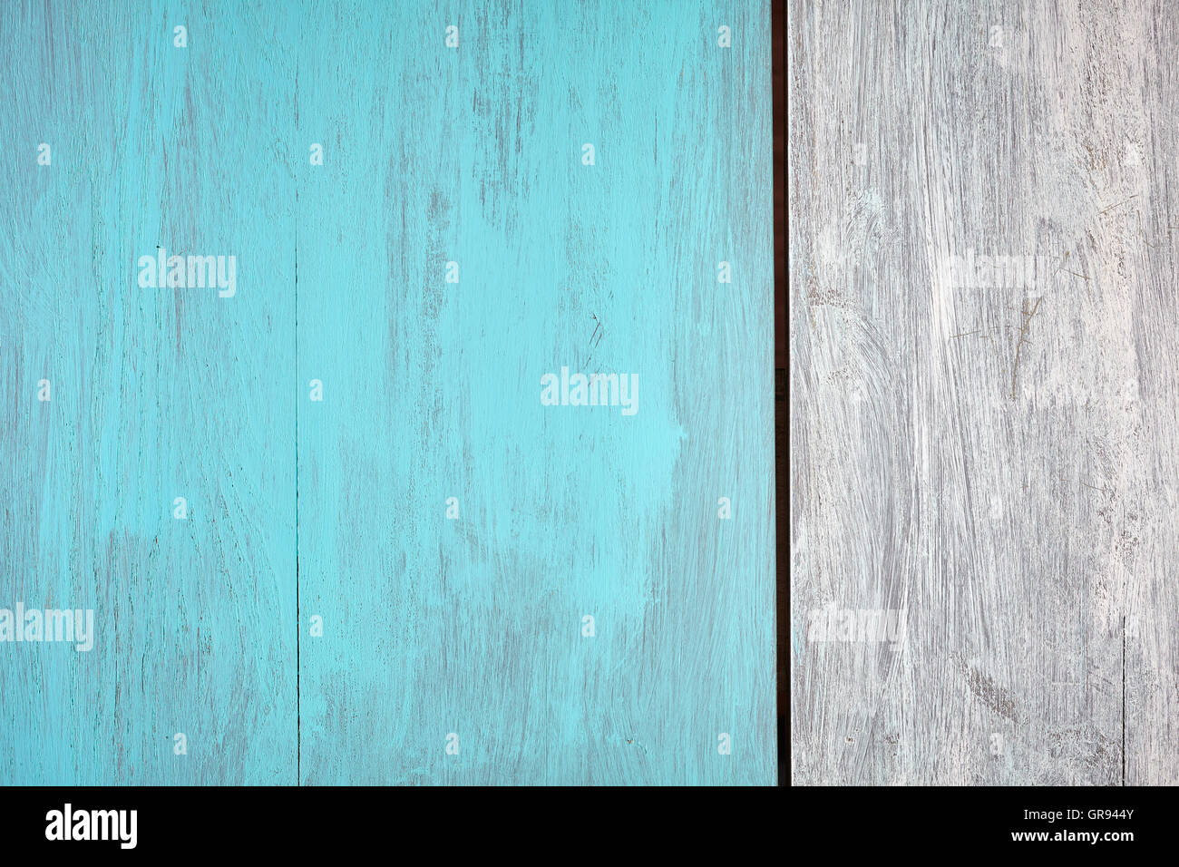 Rustico blu e bianco di legno verniciato tabella, vista da sopra, copia dello spazio. Foto Stock