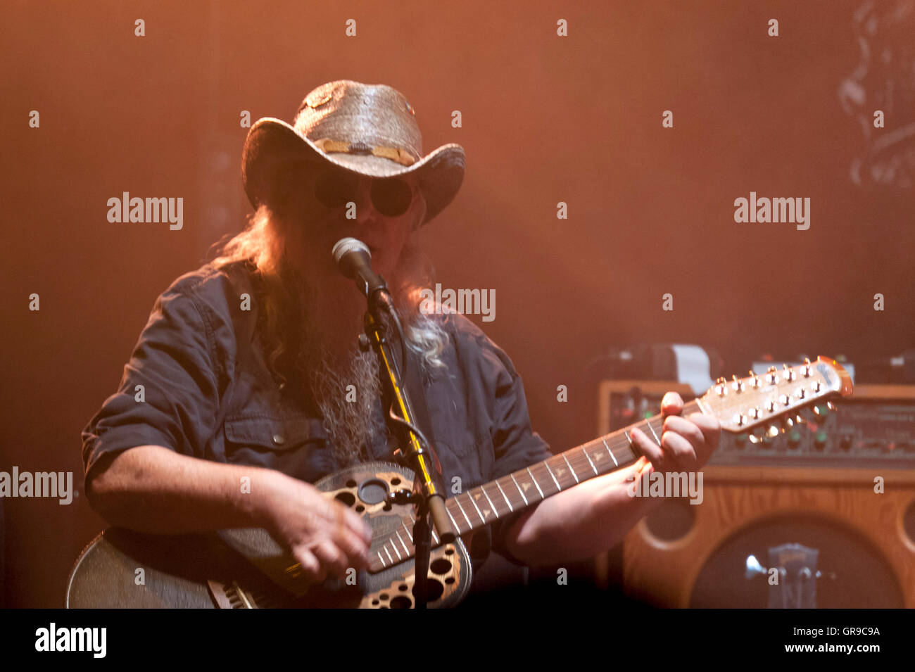 Kiel, Germania, 17 giugno 2016 della Rock Band tedesca Torfrock Live sulla settimana di Kiel 2016 Foto Stock