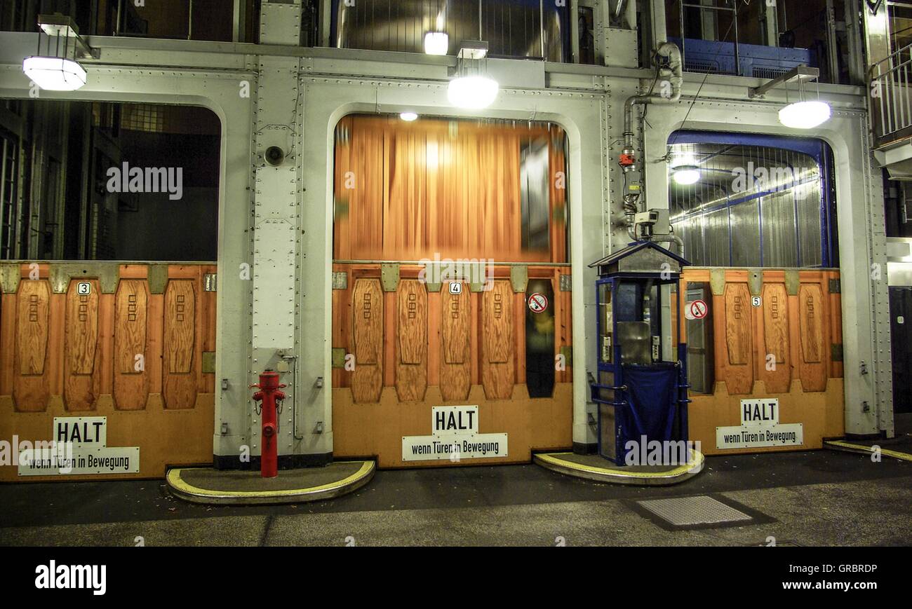 Città anseatica di Amburgo, Elbtunnel Foto Stock