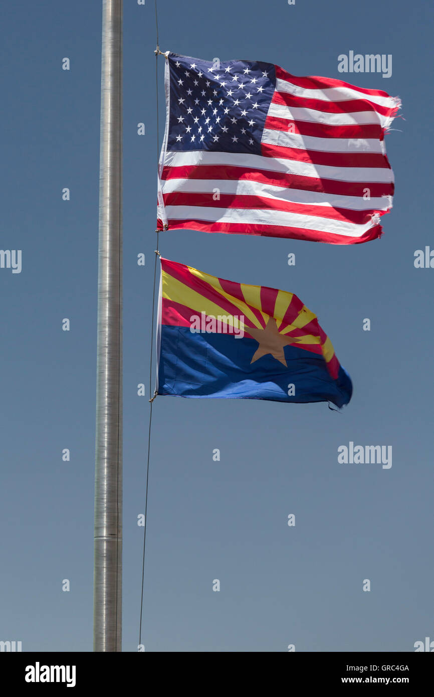Bandiera Dello Stato Dell'Arizona, USA, Su Sfondo Bianco Illustrazione