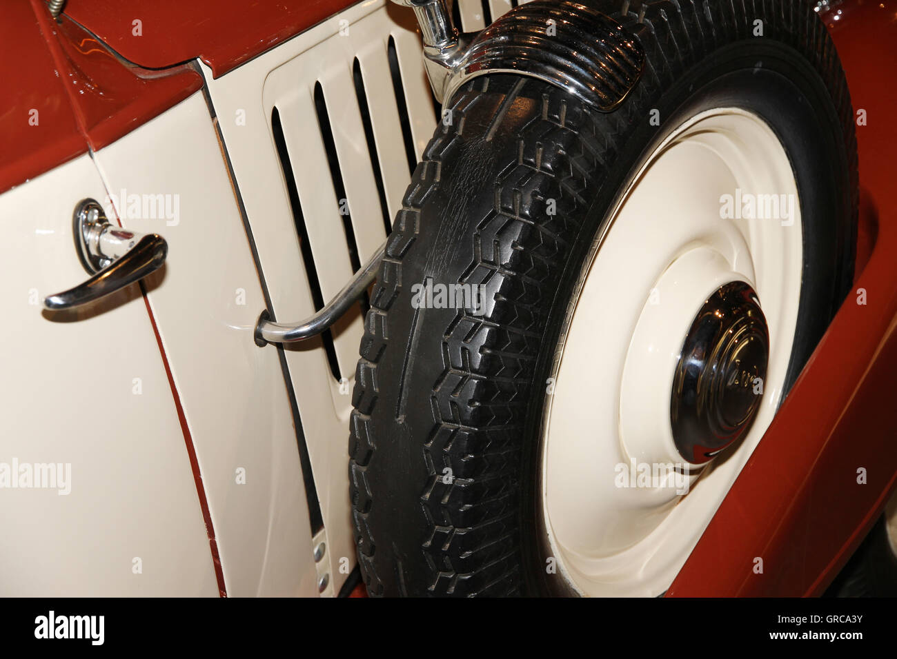 Ruota di scorta Foto Stock