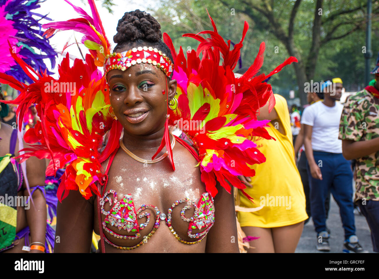 Brooklyn, Stati Uniti. 05 Sep, 2016. Brooklyn celebra il 49West Indian American Day Carnival e la parata. Sotto il tema, uno dei Caraibi un popolo una sola voce, la West Indian American Day Carnival Association ha ospitato la sua annuale Giornata del Lavoro celebrazione. © Corazon Aguirre/Pacific Press/Alamy Live News Foto Stock