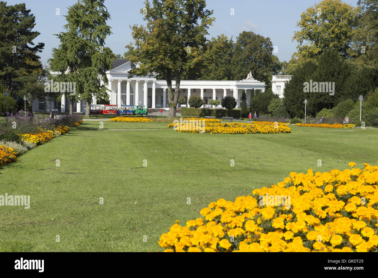 Edificio nel parco termale di Bad Oeynhausen Foto Stock