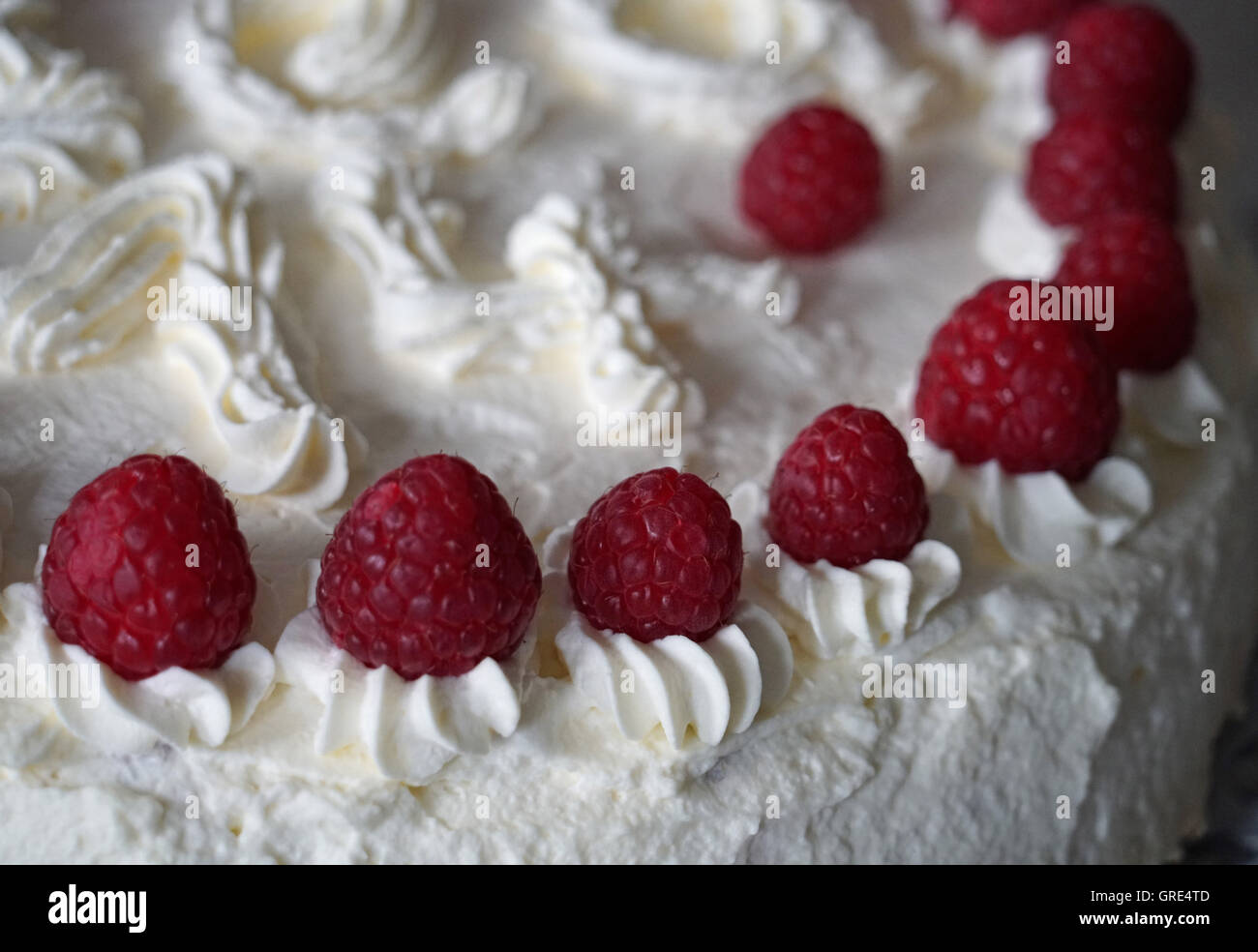 Crema di lamponi torta, torta di compleanno e il quattordicesimo compleanno Foto Stock