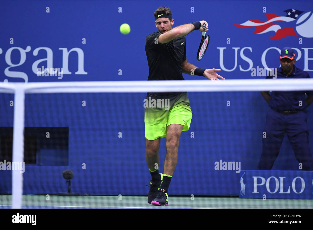 Flushing Meadows, New York, Stati Uniti d'America. 07Th Sep, 2016. Mens singles quarterfinal match, Stan Wawrinka (sui) contro Juan Martin Del Potro (ARG). Juan Martin Del Potro (ARG)sul suo modo di perdere in 4 set Credit: Azione Plus sport/Alamy Live News Foto Stock