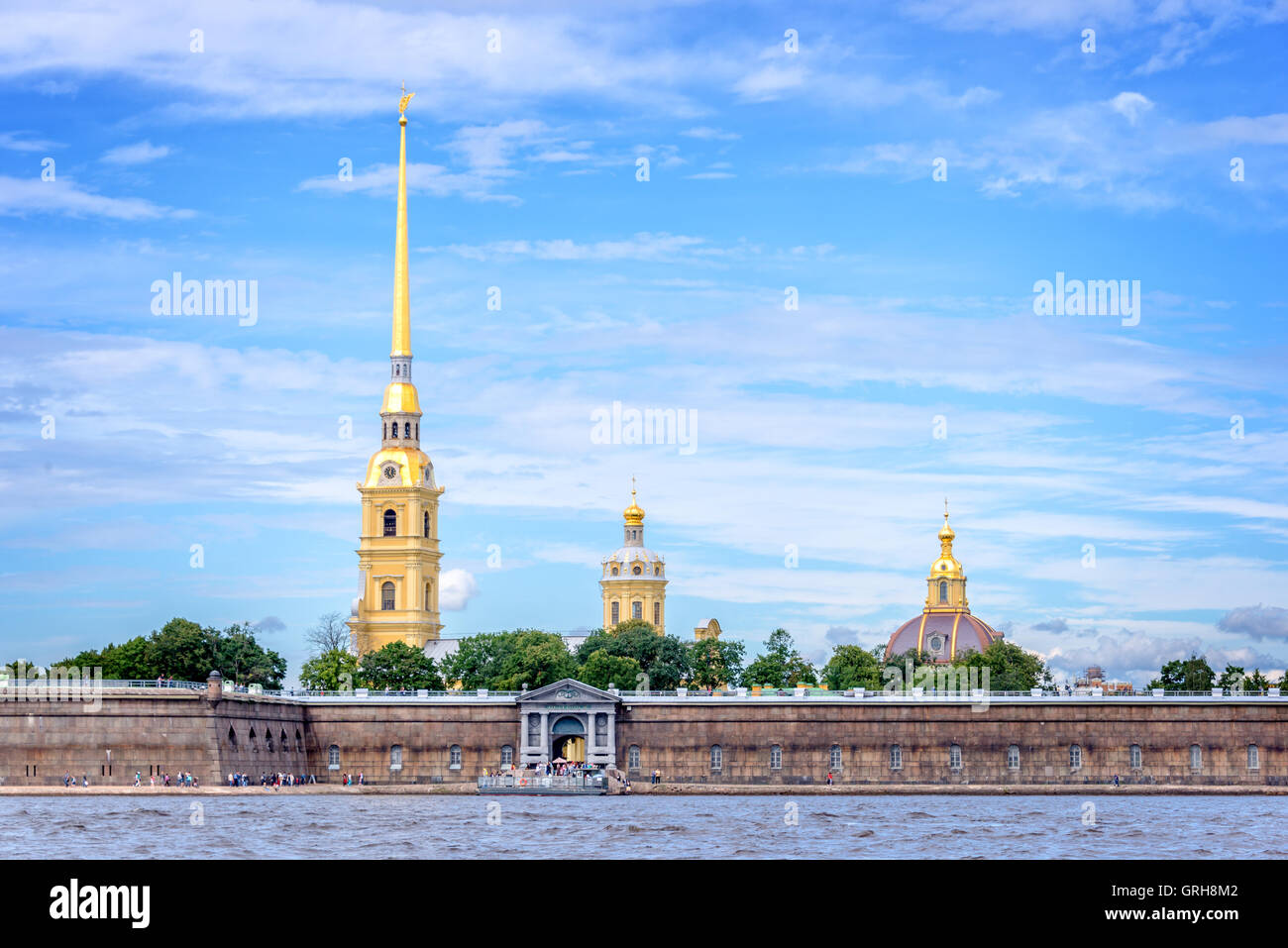La fortezza di Pietro e Paolo e il fiume Neva, San Pietroburgo Russia Foto Stock