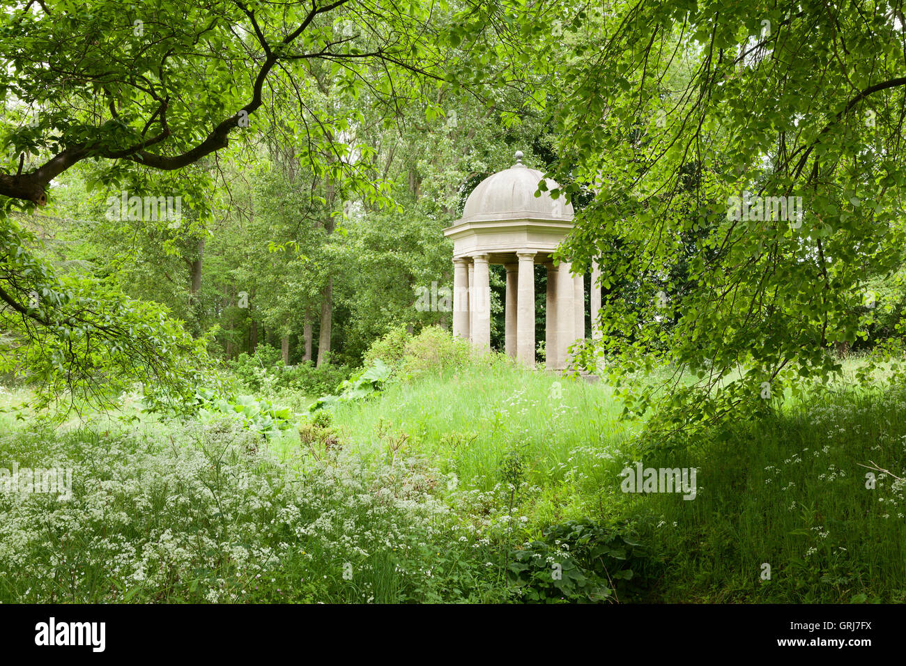 Il Tempio dei venti. Doddington Hall e giardini, Lincolnshire, Regno Unito. Maggio 2016. Foto Stock