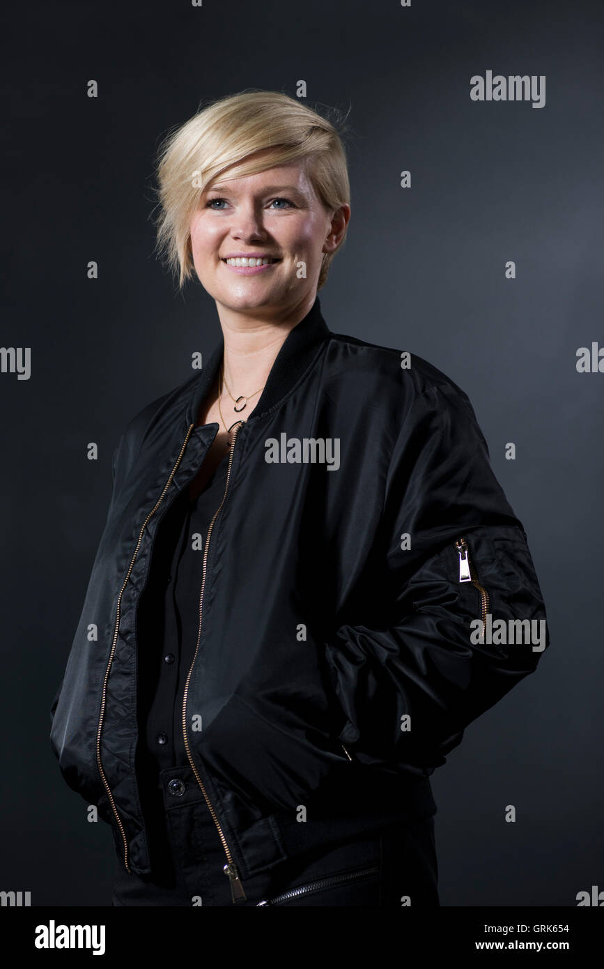 Il romanziere irlandese Cecelia Ahern. Foto Stock