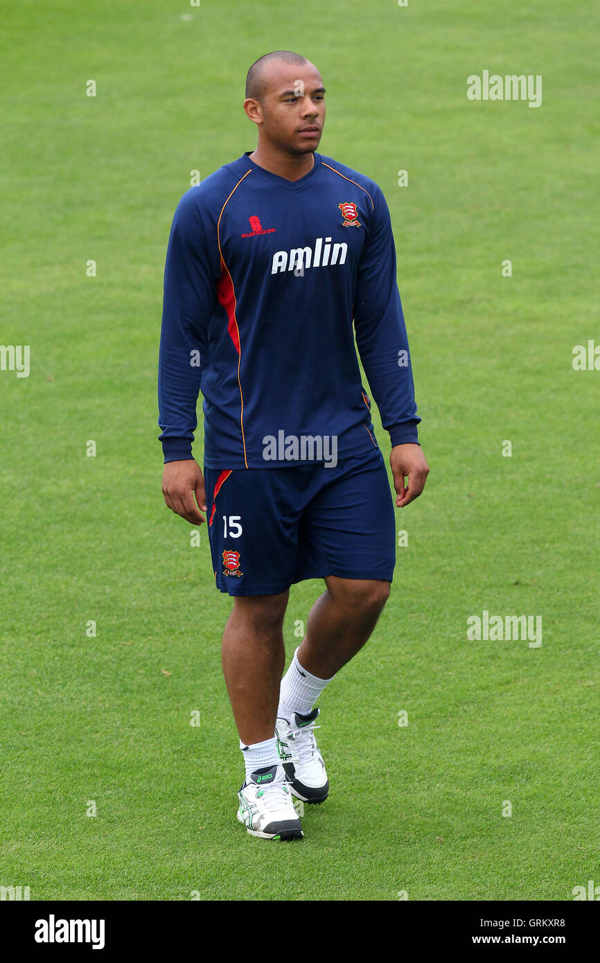 Tymal mulini di Essex - Kent CCC vs Essex CCC - LV County Championship Division due Cricket presso il St Lawrence Ground, Canterbury - 09/06/14 Foto Stock