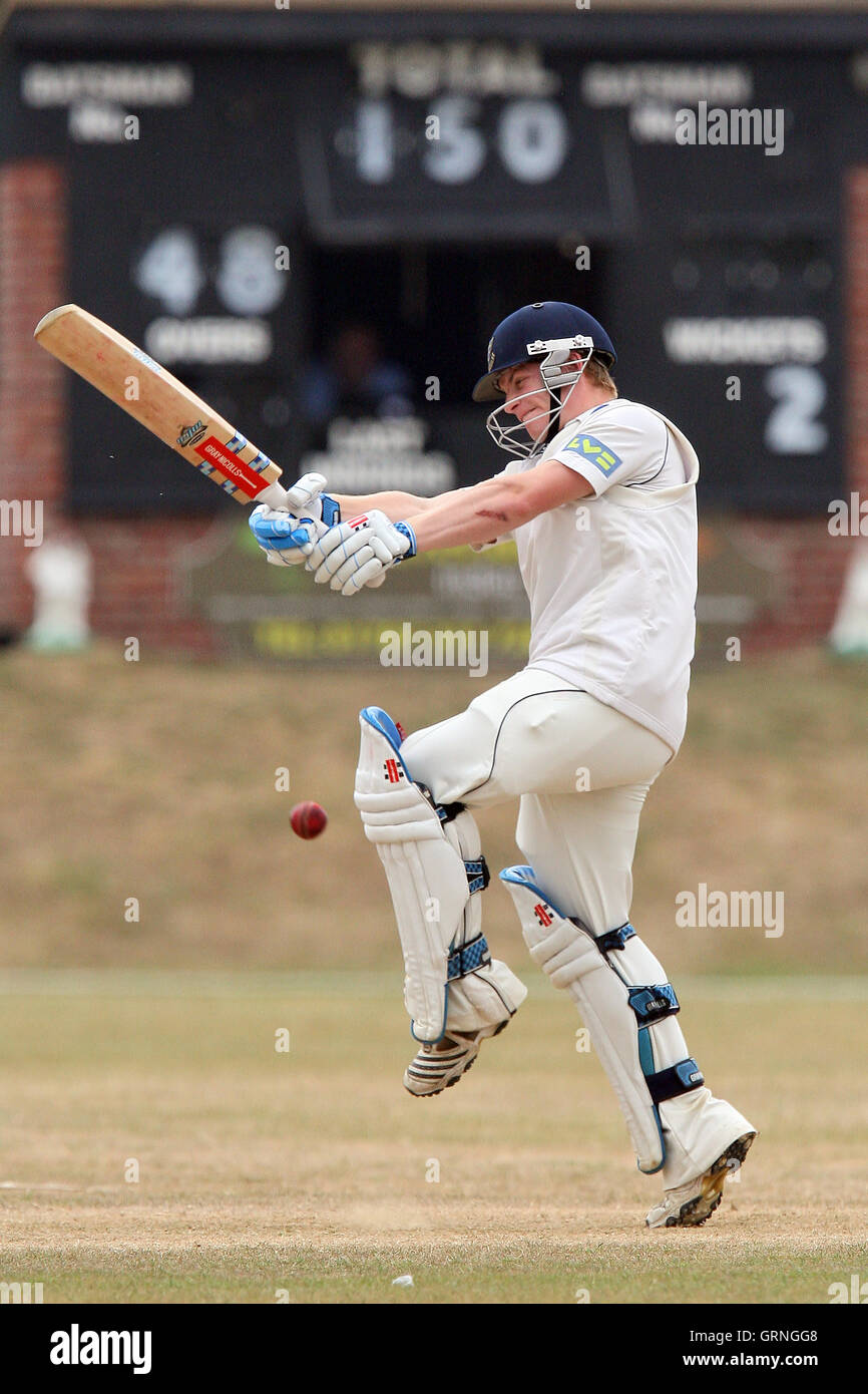 Ben rosolare in azione di ovatta per Sussex - Essex CCC 2° XI vs Sussex CCC 2° XI - Seconda undici campionato a Coggeshall CC - 13/07/10 Foto Stock