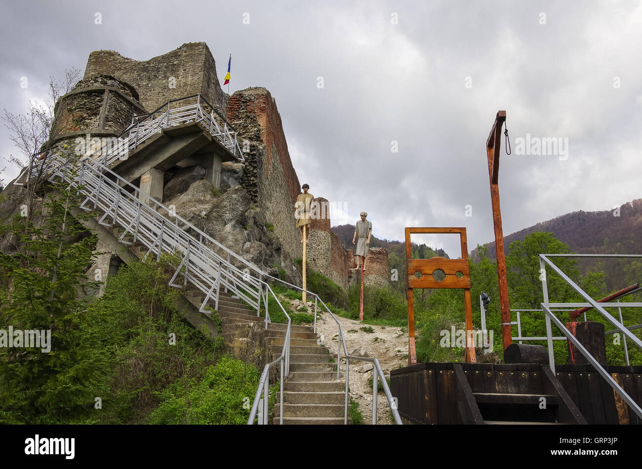 Fortezza di Poenari è Vlad Tepes Castello, Principe della Valacchia medievale, moderna Romania Foto Stock