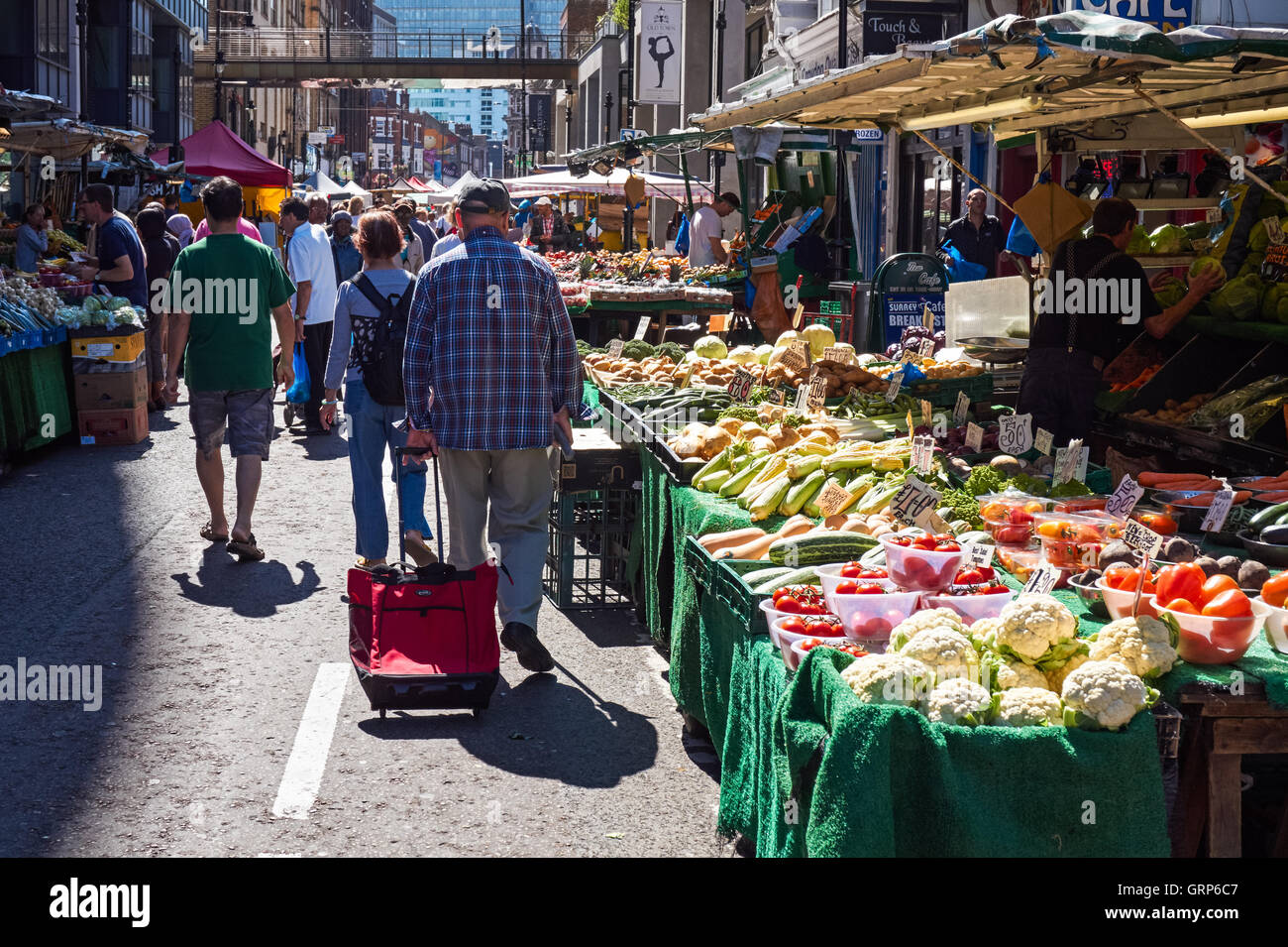 Surrey Street Market a Croydon, Londra England Regno Unito Regno Unito Foto Stock