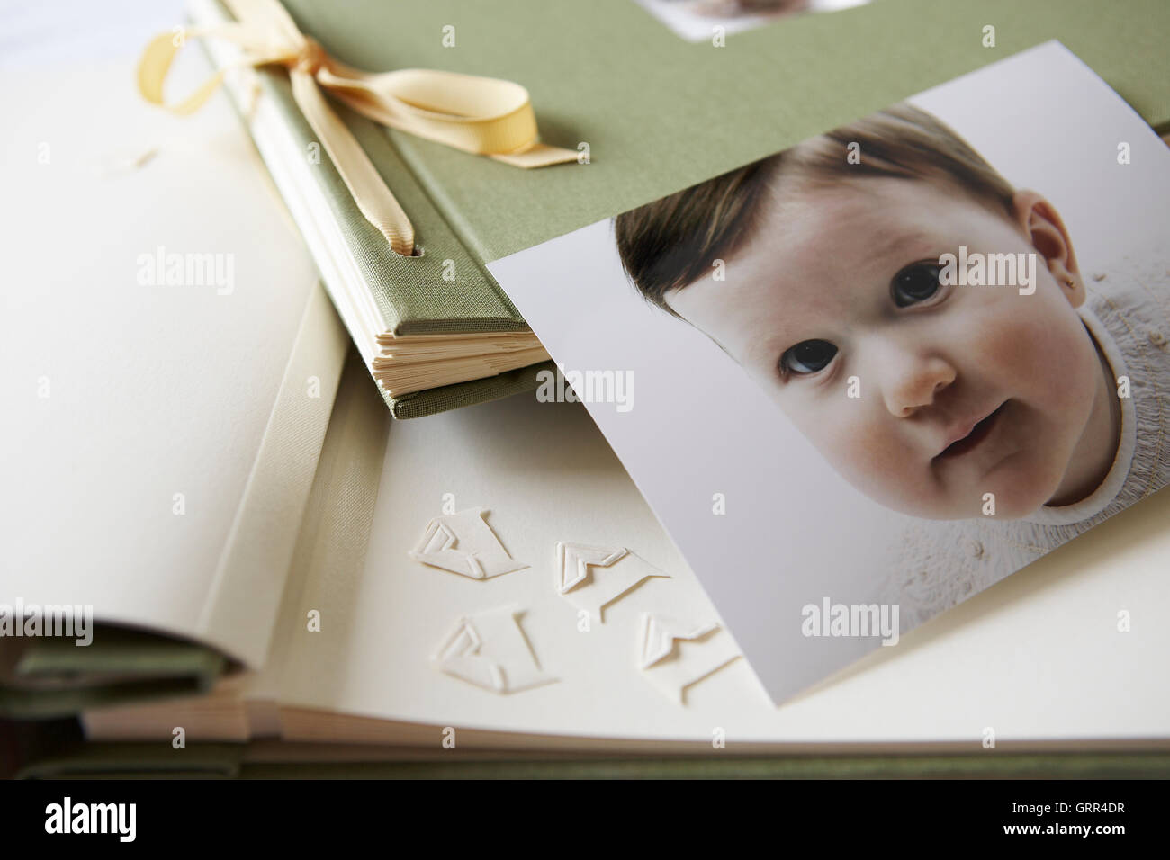 Album fotografico, rottami di prenotare con baby fotografia Foto Stock