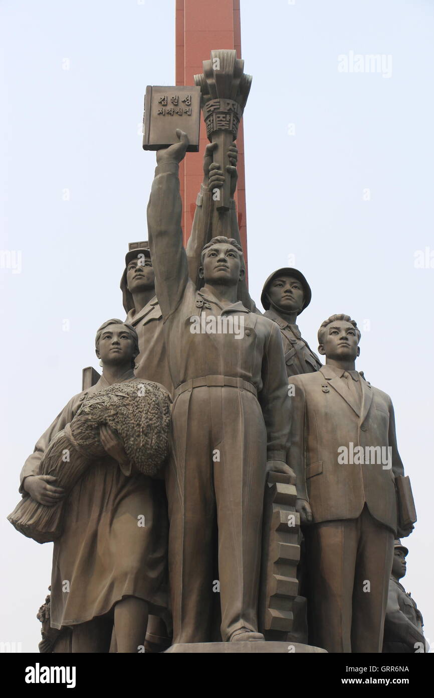 Grand monumento di Mansu Hill, Pyongyang, Corea del Nord Foto Stock