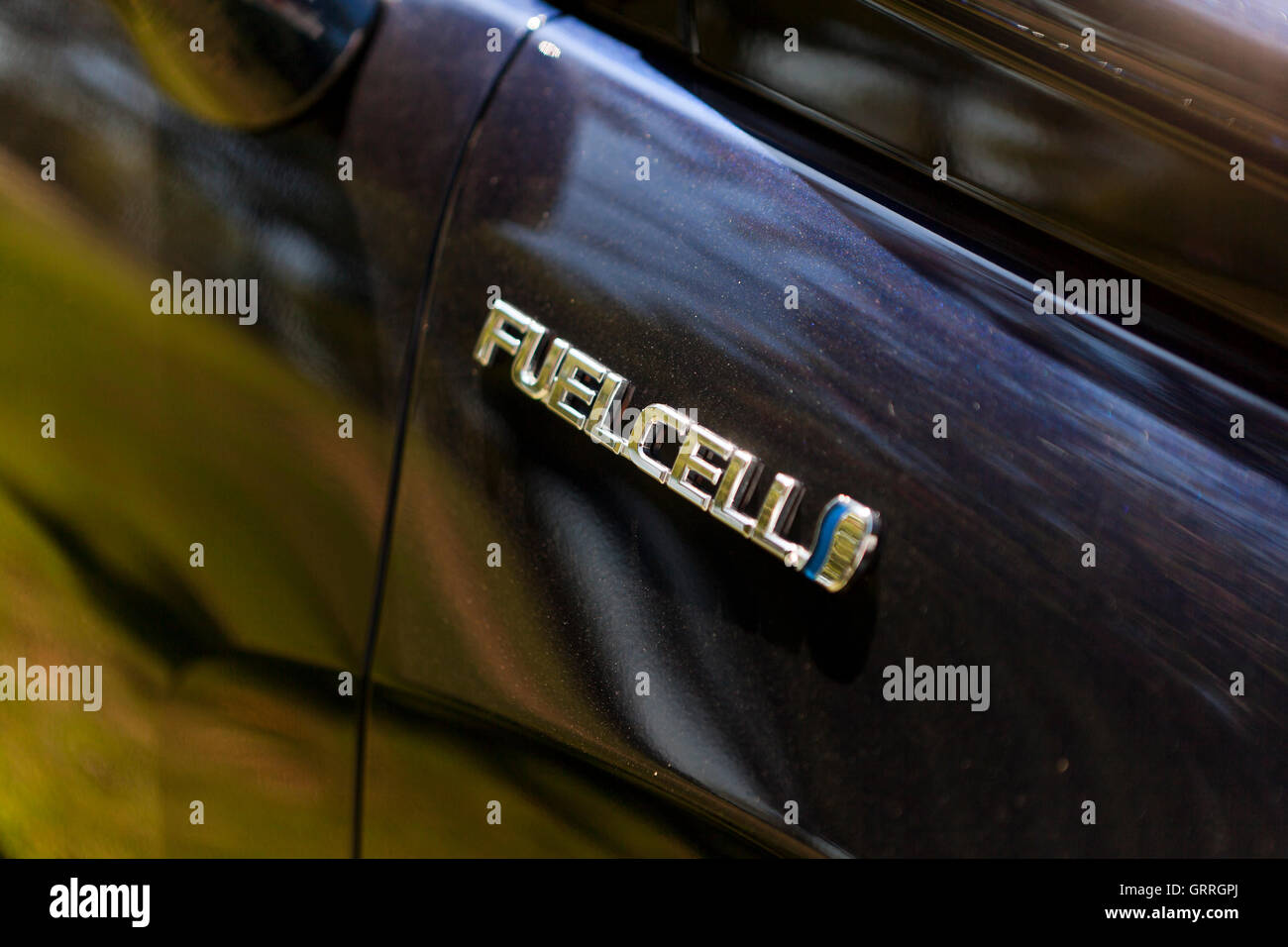 Toyota Mirai cella a combustibile idrogeno badge auto - USA Foto Stock