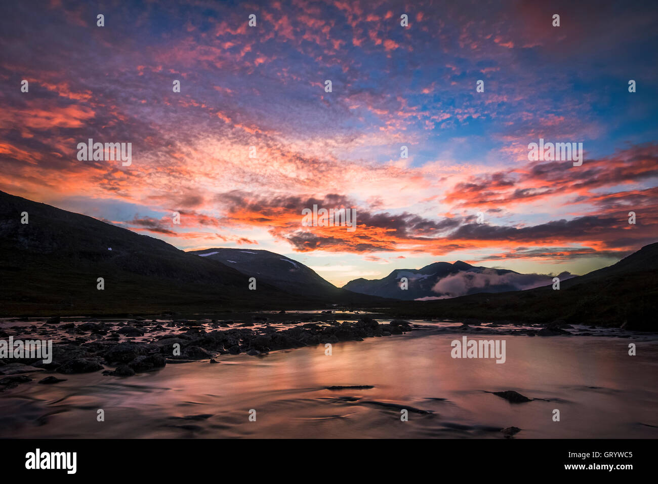 Ristacohkka collina in sunset Foto Stock