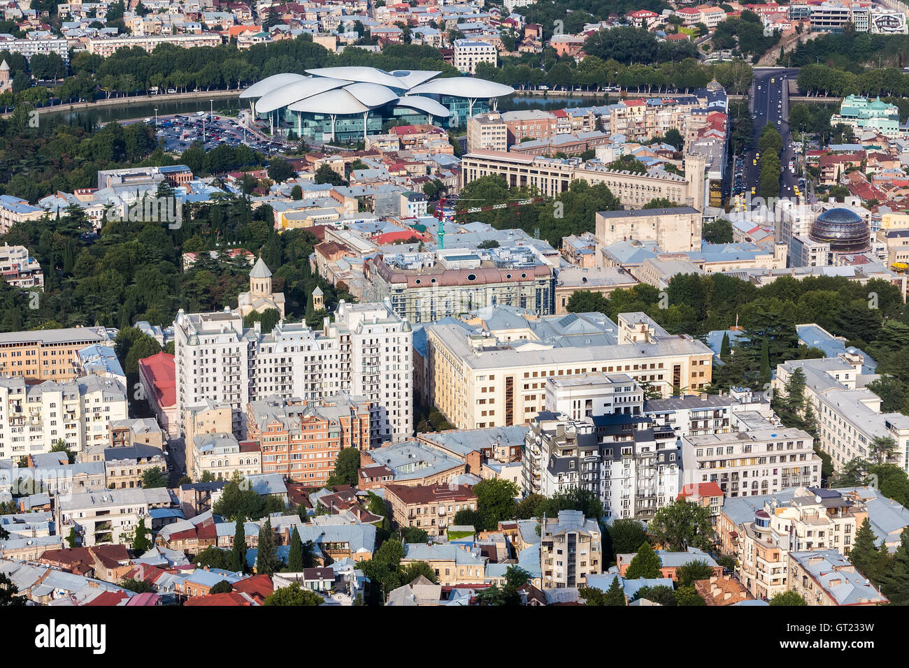 Vista aerea del centro di Tbilisi, capitale della Georgia Foto Stock
