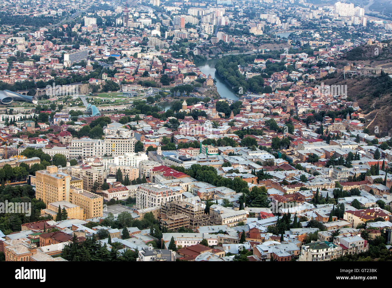 Vista aerea del centro di Tbilisi, capitale della Georgia Foto Stock