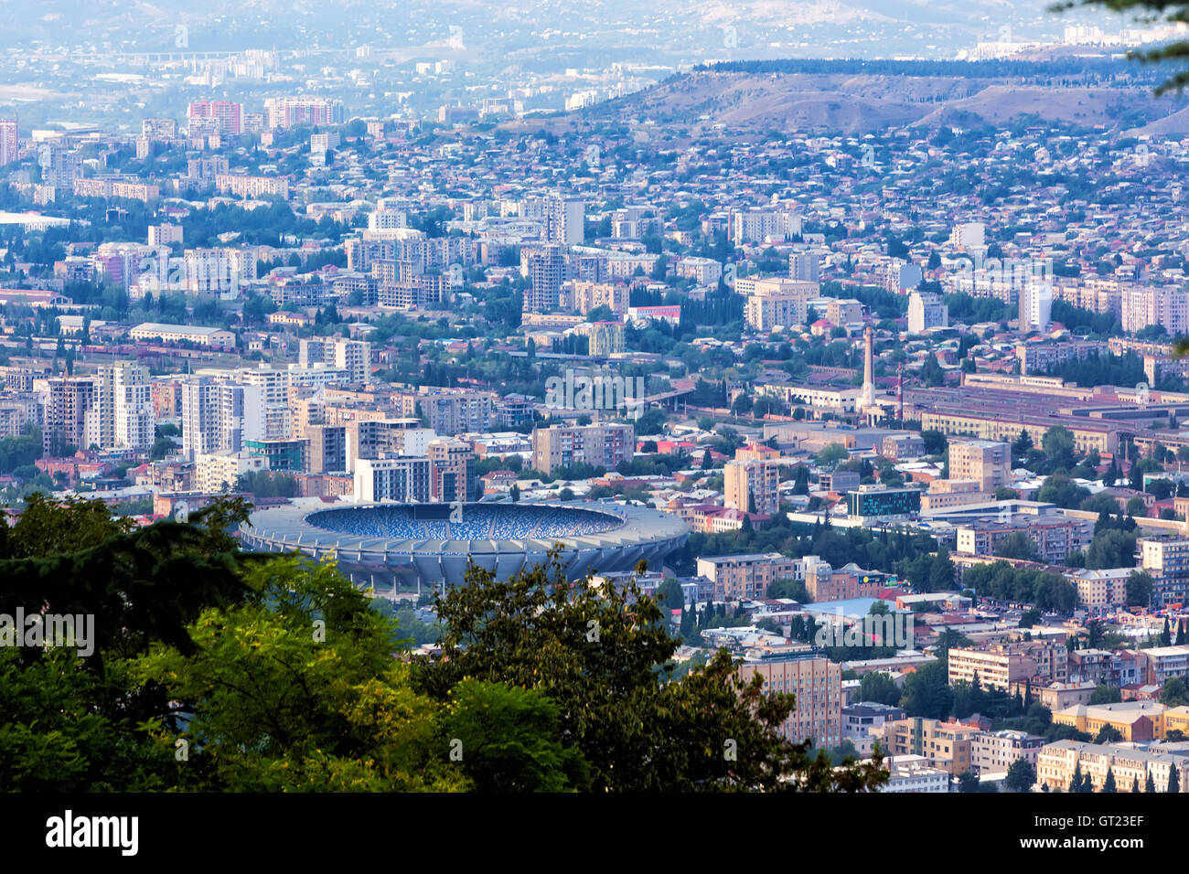 Vista aerea del centro di Tbilisi, capitale della Georgia Foto Stock