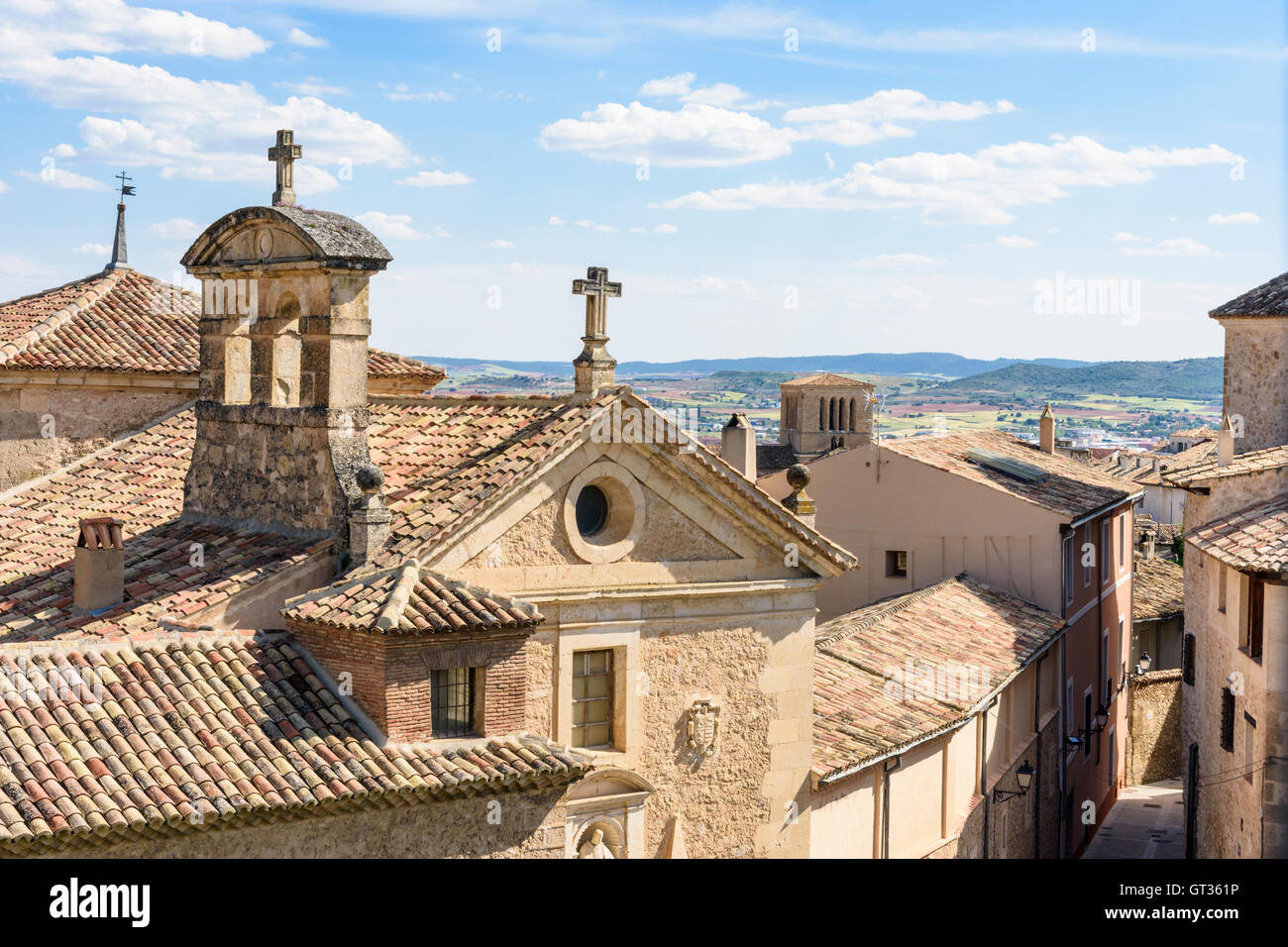 Vista sul vecchio Convento de las Carmelitas Descalzas, Cuenca, Castilla La Mancha, in Spagna Foto Stock
