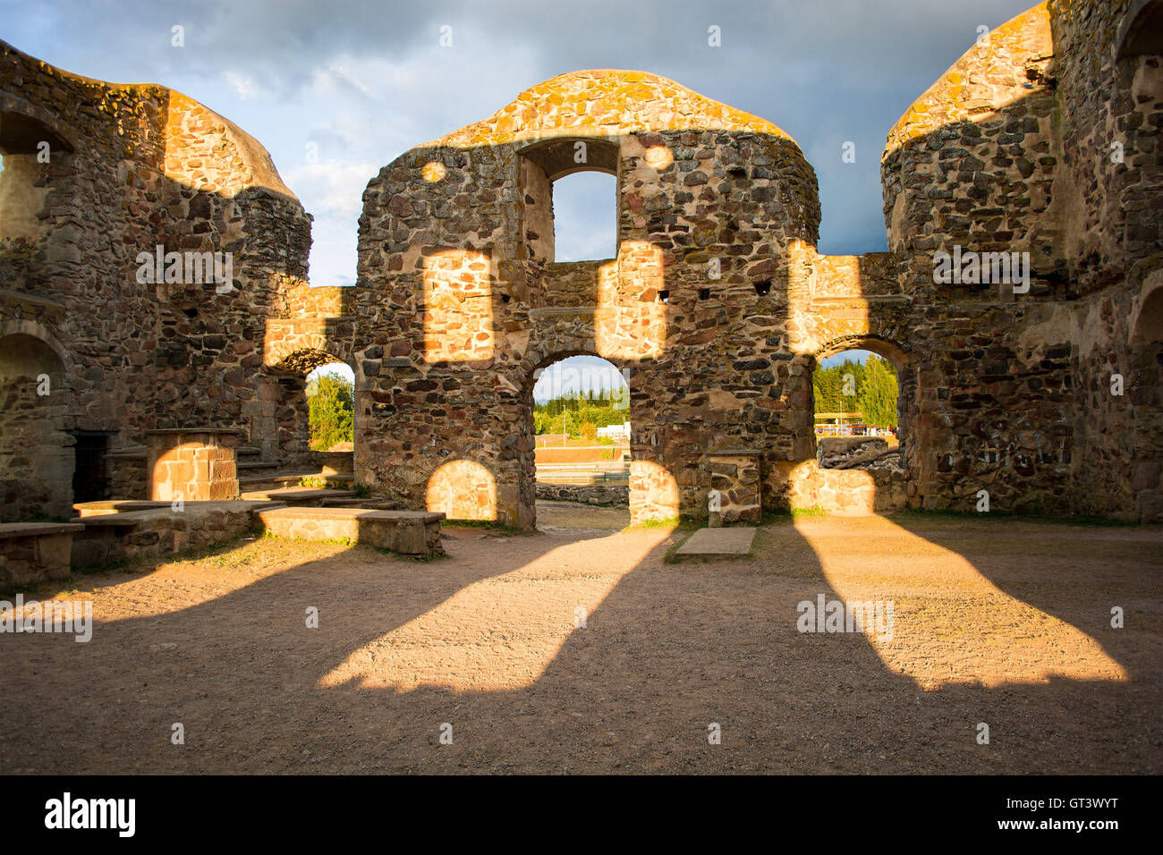 Luglio 2016, le rovine del castello di Brahehus vicino Gränna (Svezia) Foto Stock