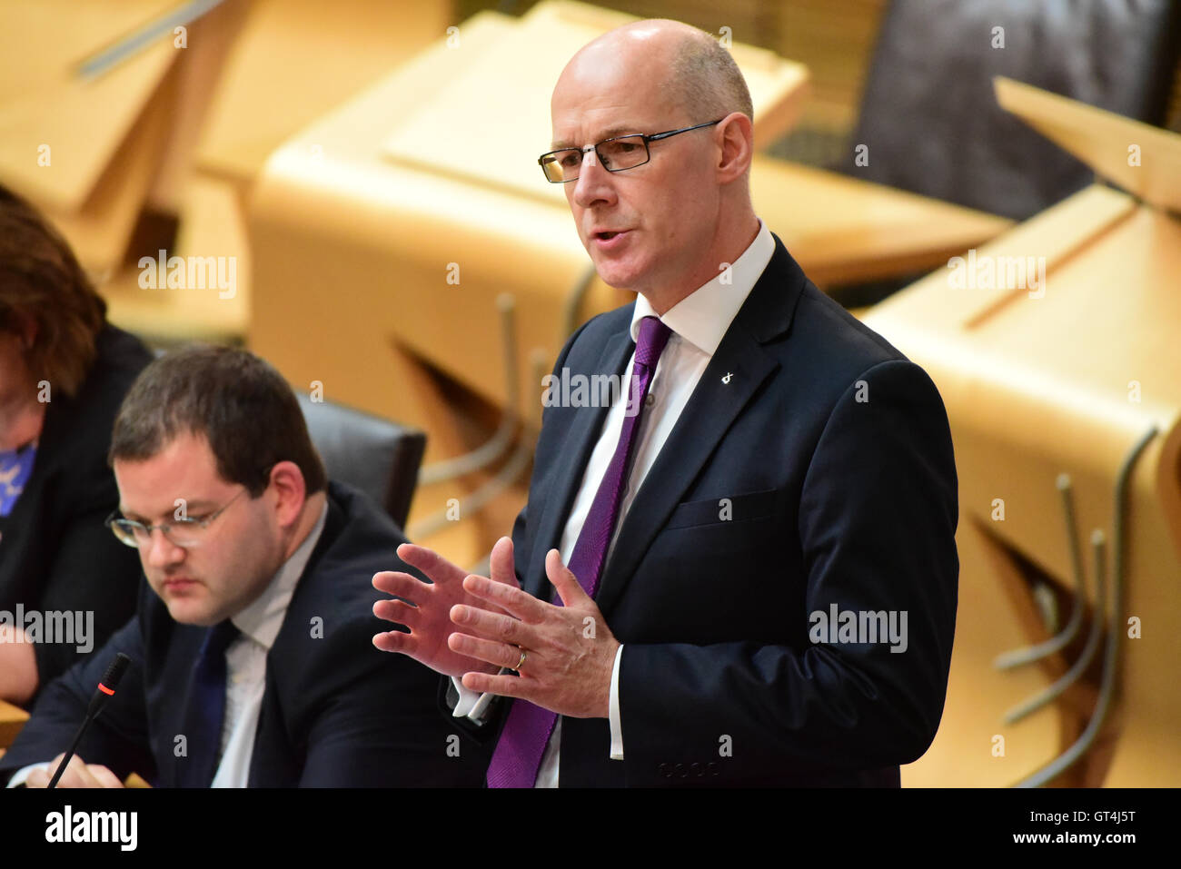 Edimburgo, Scozia, Regno Unito, 08, settembre 2016. Istruzione il segretario e il Vice Primo Ministro John Swinney fare una dichiarazione al Parlamento Scozzese il Governo scozzese è controverso 'named persona " politica, a seguito di un recente parzialmente il giudizio critico da parte del Regno Unito Corte suprema, Credito: Ken Jack / Alamy Live News Foto Stock