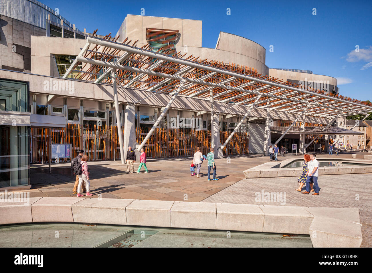 La Scottish Parliament House, Holyrood, Edimburgo, Scozia, Regno Unito Foto Stock
