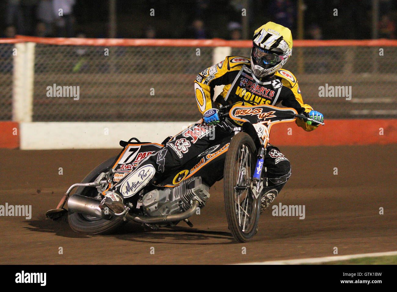 Riscaldare 2 re-run: Ricky Wells - Lakeside Martelli vs Wolverhampton lupi - Elite League Speedway a Arena Essex Raceway - 01/04/11 Foto Stock
