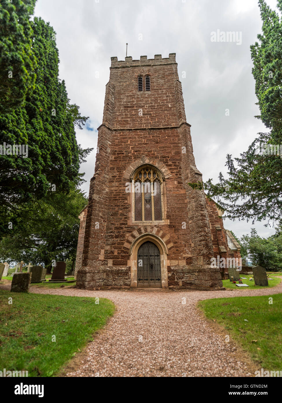 San Clemente, Chiesa di Powderham su una calda giornata d'estate. Foto Stock