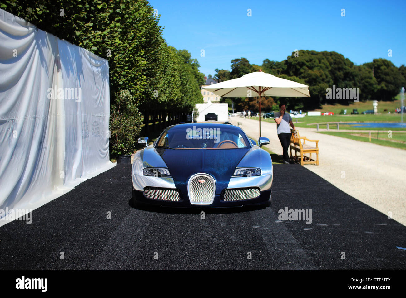 Bugatti Veyron presentati al castello di Chantilly, Francia. Foto Stock